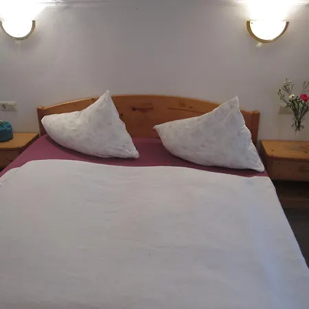 Apartments Schneiterhof - Der Frei-Raum Neustift im Stubaital Zimmer foto